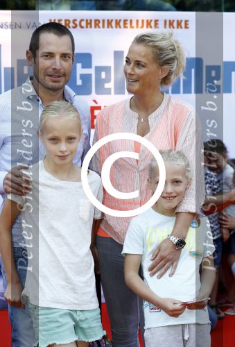 Amsterdam 17 juli 2016
Premiere huisdiergeheimen in Pathe arena. Sebastiaan Bleekemolen met gezin