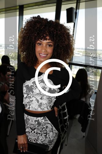 Amsterdam 11 juli 2016 
Modeshow Maria Tailor in de amsterdam Lookout aan het IJ. Sharon Doorson met vriend