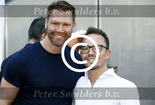 Amsterdam 17 juli 2016
Premiere huisdiergeheimen in Pathe arena. Sipke Jan Bousema met vriend/partner