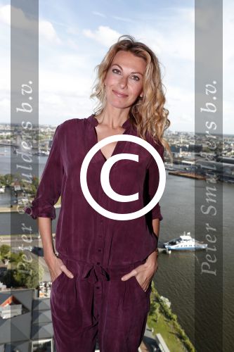 Amsterdam 11 juli 2016 
Modeshow Maria Tailor in de amsterdam Lookout aan het IJ. Susan Smit
