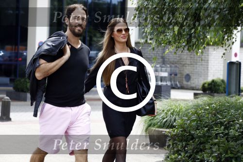 Amsterdam Schiphol 7 juli 2016
Sylvia Geersen voor het eerst met haar man Rogelio Castro Martinez in Nederland.