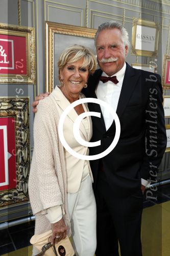 Amsterdam 13 juli 2016  
Premiere absolutely fabulous in Tuschinski. Sylvia v d Akker met partner