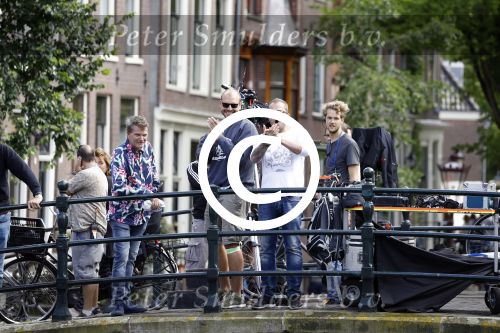 Amsterdam 11 juli 2016
Opnames the hitmans bodyguard met Samuel L Jackson. Ook een look a like van Samuel speelt mee. Opnames vomnden plaats op de grachten van amsterdam.