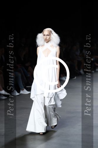 Amsterdam 8 juli 2016
Modeshow Tony Cohen tijdens de amsterdam fashion week op westergasfabriekterrein