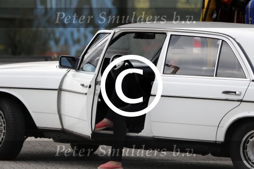 Amsterdam 15 juli 2016
Isa Hoes heeft problemen met haar auto/mercedes en wordt geholpen door de ANWB