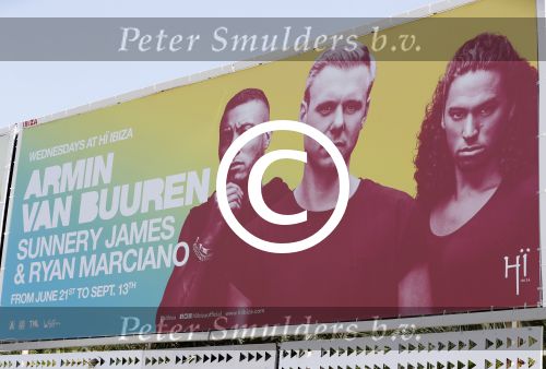 ibiza 24 juni 2017 

Sunnery James en Ryan Marciano Martin Garrix Olivier Heldens Armin v Buuren en Hardwell op abri\'s op ibiza