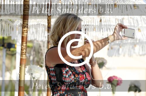 ibiza 23 juni 2017
Opening restarant club Xaxa van EWesley Sneijder en zijn vrouw Yolanthe Sneijder Cabau op eht strand van Cala Tarida. Bridget Maasland