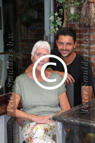 Landgraaf 22 Juni 2017
Loek Kessels (Lieve Mona) en haar kleinzoon Rick Vliegen