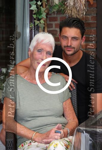 Landgraaf 22 Juni 2017
Loek Kessels (Lieve Mona) en haar kleinzoon Rick Vliegen