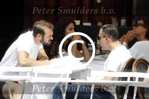Amsterdam 22 jun i 2017
Monica Geuze met een vriendin op terras bij George