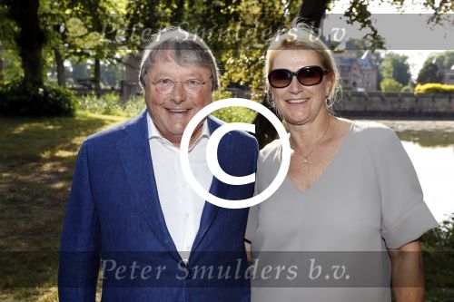 Haarzuilens 21 juni 2017
Haringparty bij kasteel de Haar. Oger Lussink met zijn vriendin