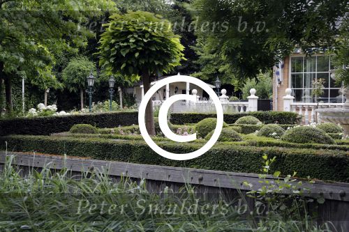 Hendrik ido Ambacht 27 juni 2017
Nieuwe huis Patricia Paay en Robbert Hinfelaar