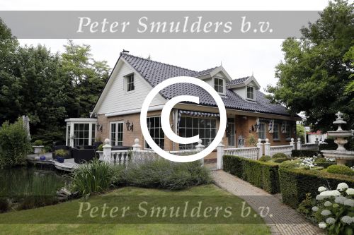 Hendrik ido Ambacht 27 juni 2017
Nieuwe huis Patricia Paay en Robbert Hinfelaar