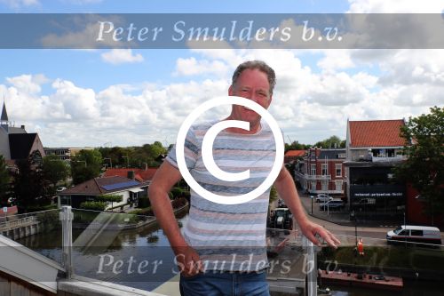 Harlingen, 25 Juni 2017
Piet Paulusma zijn huis en met zijn dochters en in aktie
