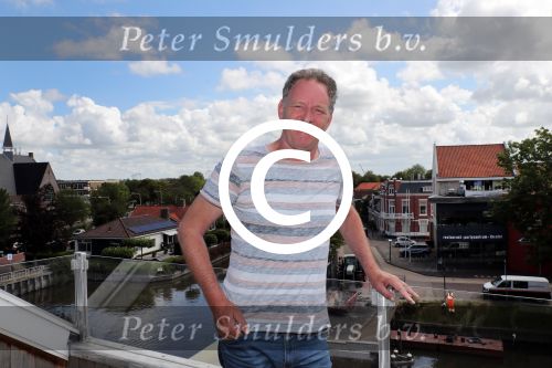 Harlingen, 25 Juni 2017
Piet Paulusma zijn huis en met zijn dochters en in aktie
