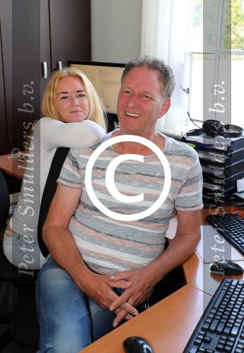 Harlingen, 25 Juni 2017
Piet Paulusma zijn huis en met zijn dochters en in aktie