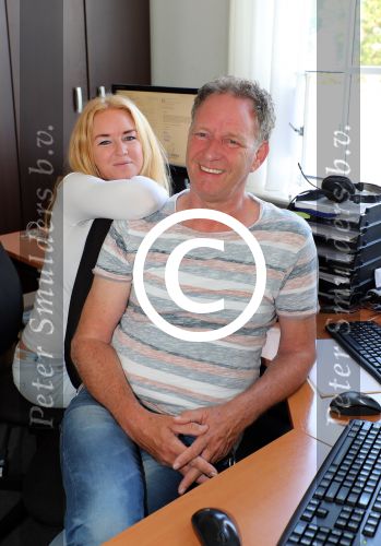 Harlingen, 25 Juni 2017
Piet Paulusma zijn huis en met zijn dochters en in aktie