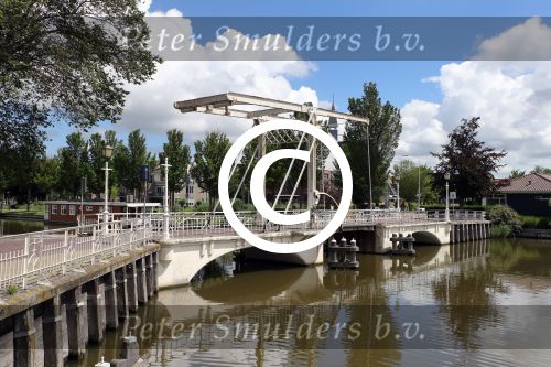Harlingen, 25 Juni 2017
Piet Paulusma zijn huis en met zijn dochters en in aktie