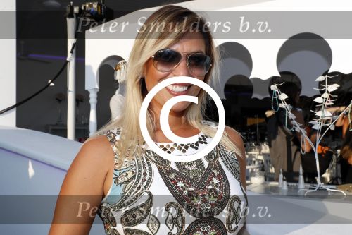 ibiza 23 juni 2017
Opening restarant club Xaxa van EWesley Sneijder en zijn vrouw Yolanthe Sneijder Cabau op eht strand van Cala Tarida. Rebecca Cabau v Kasbergen