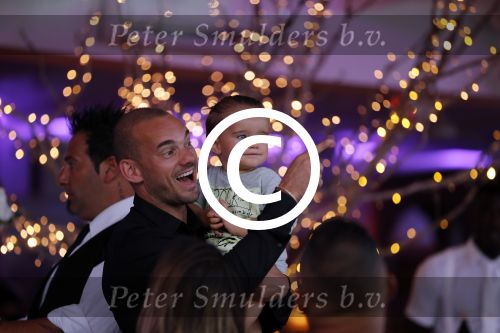 ibiza 23 juni 2017
Opening restarant club Xaxa van EWesley Sneijder en zijn vrouw Yolanthe Sneijder Cabau op eht strand van Cala Tarida. Xess Xava