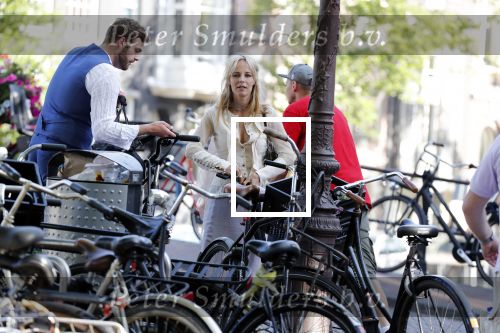 Amsterdam 29 juni 2018
Alwien Tulner met een kennis op de grachten van Amsterdam.