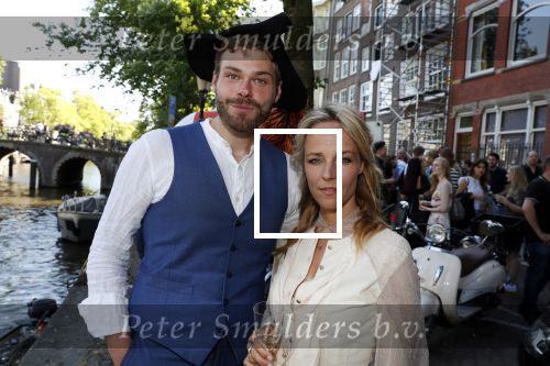 Amsterdam 29 juni 2018
Forum voor Democratie van Thierry Baudet varen met relaties door de grachten van Amsterdam . oa aanwezig Matthijs Albers Jort kelder (met eigen boot) Alwien Tulner Mat Herben Theo Hiddema en Ebru Umar.