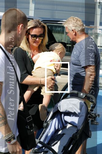 Marbella 26 juli 2018
Andre Hazes en zijn vriendin Monique en zoontje Dre vieren vakantie met Monique haar ouders in een villa van vrienden