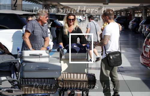 Marbella 26 juli 2018
Andre Hazes en zijn vriendin Monique en zoontje Dre vieren vakantie met Monique haar ouders in een villa van vrienden