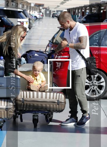 Marbella 26 juli 2018
Andre Hazes en zijn vriendin Monique en zoontje Dre vieren vakantie met Monique haar ouders in een villa van vrienden