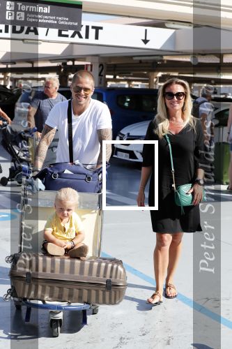 Marbella 26 juli 2018
Andre Hazes en zijn vriendin Monique en zoontje Dre vieren vakantie met Monique haar ouders in een villa van vrienden