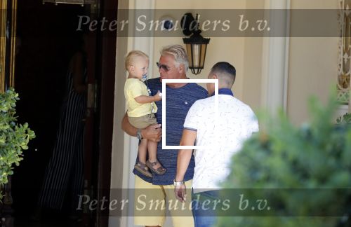Marbella 26 juli 2018
Andre Hazes en zijn vriendin Monique en zoontje Dre vieren vakantie met Monique haar ouders in een villa van vrienden
