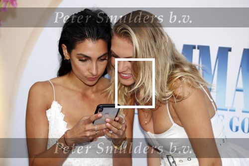 Amsterdam 17 juli 2018
Premiere Mamma mia in Tuschinski. Anna Nooshin met Jessie Jazz Vuijk