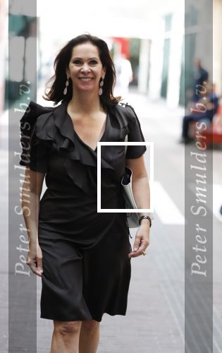 Amsterdam 12 juli 2018
Femke Halsema wordt thuis opgehaald en naar de stopera gebracht waar ze geinstalleerd wordt tot Burgemeester van Amsterdam. Annemarie v gaal