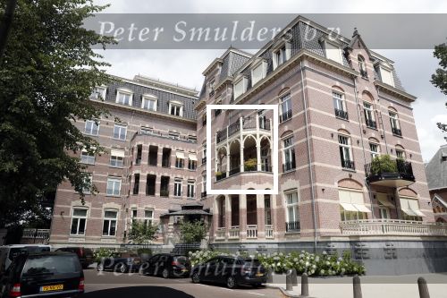 Amsterdam 18 juli 2018
Huis Annemarie v Gaal aan het vondelpark.