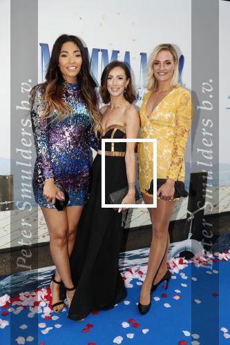Amsterdam 17 juli 2018
Premiere Mamma mia in Tuschinski. April Darby, Dewi Pechler en Michelle Splietelhof