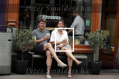 Amsterdam 22 juli 2018
Beau v Erven Dorens en zijn vrouw Selly drinken koffietje op de utrechtsestraat.
