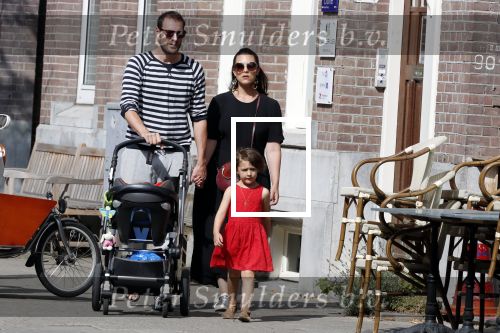 Amsterdam 14 juli 2018
Caro Emerald met haar vriend en kinderen