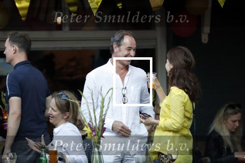 Amsterdam 13 juli 2018
Carolien de Bruijn en Erik de Vogel op een terras.
