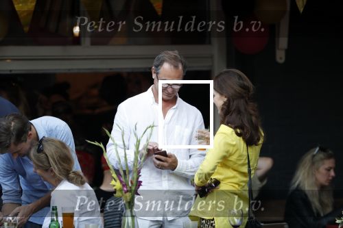 Amsterdam 13 juli 2018
Carolien de Bruijn en Erik de Vogel op een terras.