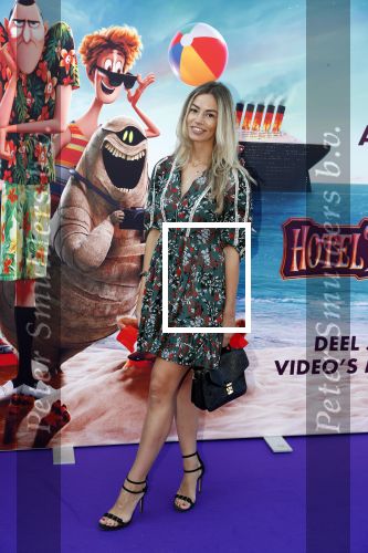 Amsterdam 15 juli 2018
De feestelijke Nederlandse premiÃ¨re van 
HOTEL TRANSSYLVANIÃ‹ 3 in PathÃ© Arena te Amsterdam. De Nederlandse stemacteurs Charly Luske, Fernando Halman, Ferry Doedens, Ilse Warringa, Tony Neef zijn aanwezig . Christie Bokma kwam met haar zoon