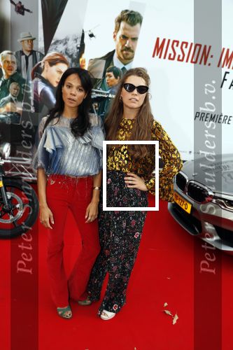 Amsterdam 30 juli 2018
Premiere Mission Impossible in Pathe Arena. Cloe Leenheer met een kennis