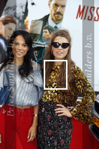 Amsterdam 30 juli 2018
Premiere Mission Impossible in Pathe Arena. Cloe Leenheer met een kennis