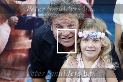 Amsterdam 15 juli 2018
De feestelijke Nederlandse premiÃ¨re van 
HOTEL TRANSSYLVANIÃ‹ 3 in PathÃ© Arena te Amsterdam. De Nederlandse stemacteurs Charly Luske, Fernando Halman, Ferry Doedens, Ilse Warringa, Tony Neef zijn aanwezig . Dirk Zeelenberg met vrouw Suus en dochter