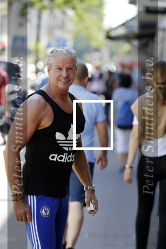 Amsterdam 2 juli 2018
Dries Roelvink op de pc hooftstraat.