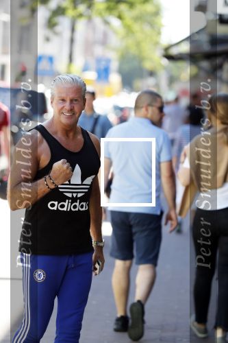 Amsterdam 2 juli 2018
Dries Roelvink op de pc hooftstraat.