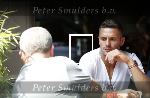 Amsterdam 24 juli 2018
Dusan tadic ( speler ajax) op terras bij v Dam.