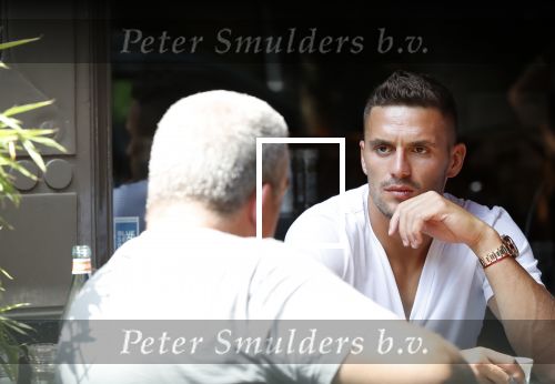 Amsterdam 24 juli 2018
Dusan tadic ( speler ajax) op terras bij v Dam.
