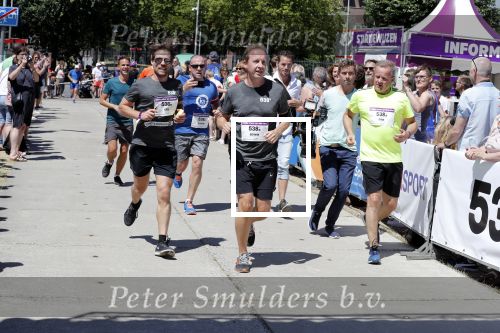 Amsterdam 1 juli 2018
Edwin Evers Run bij het science park met vele bners.