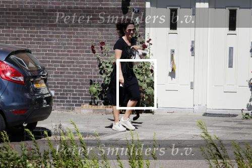 Amsterdam 1 juli 2018
Femke Halsema doet boodschappen en wandelt met haar hond.