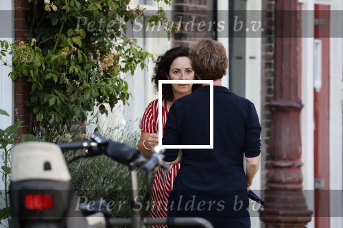 Amsterdam 28 juni 2018
Femke Halsema krijgt bloemen omdat ze de nieuwe burgemeester van Amsterdam wordt.